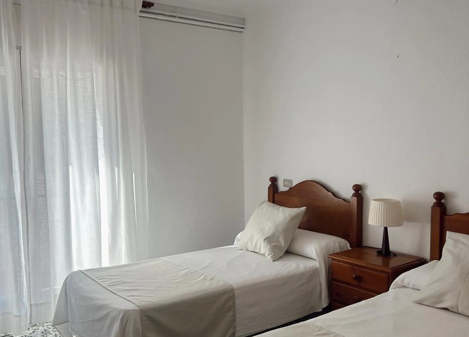 Hostal La Tina El Port De La Selva 2*,  Spanien