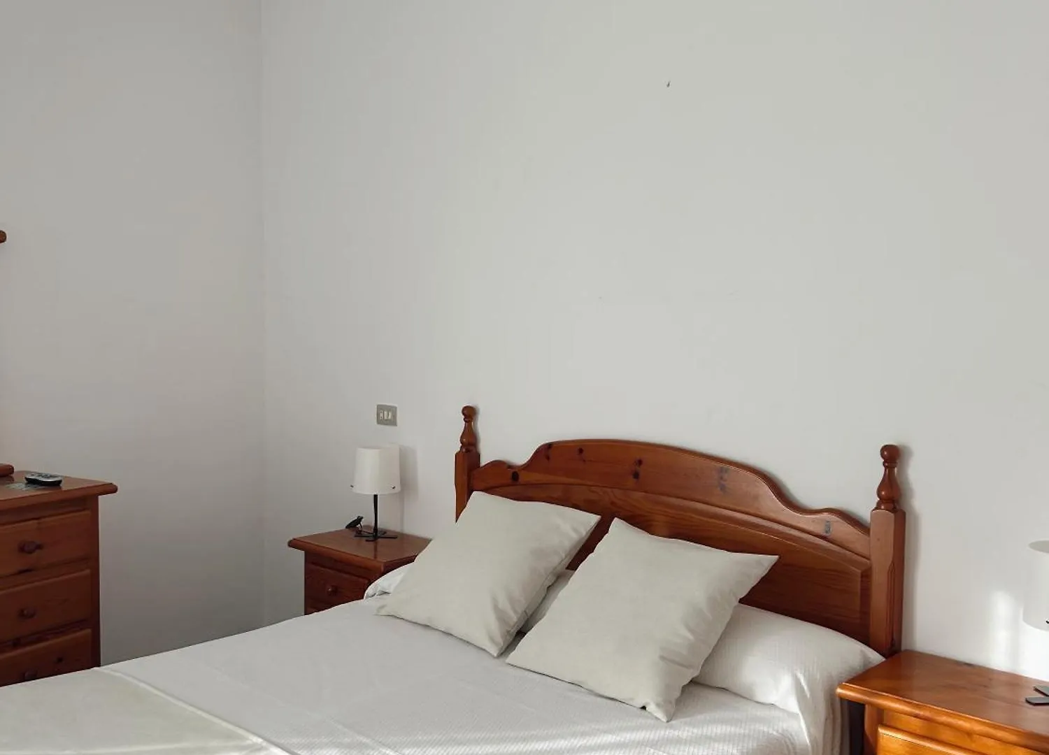 ** Hotell Hostal La Tina El Port De La Selva Spanien